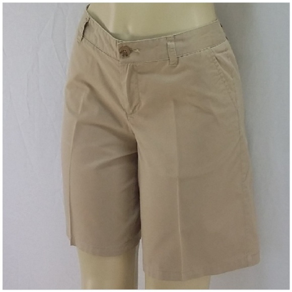 Flat Front Walking Shorts, size 6 - Picture 4 of 8